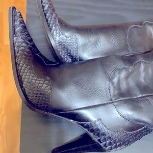 Women’s black leather boots